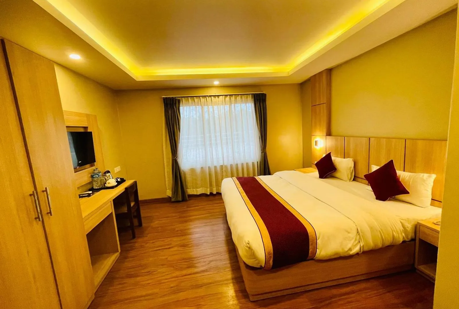Hotel Aerocity Kathmandu 4*,